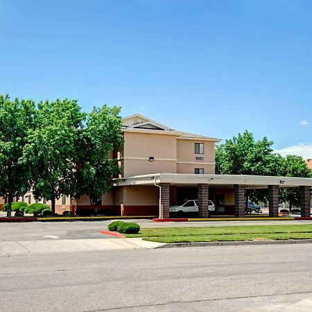 Super 8 By Wyndham Albuquerque West/Coors Blvd Hotell Exteriör bild