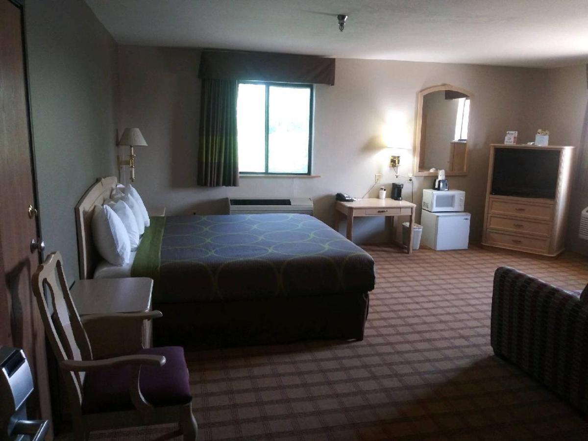 Super 8 By Wyndham Albuquerque West/Coors Blvd Hotell Exteriör bild