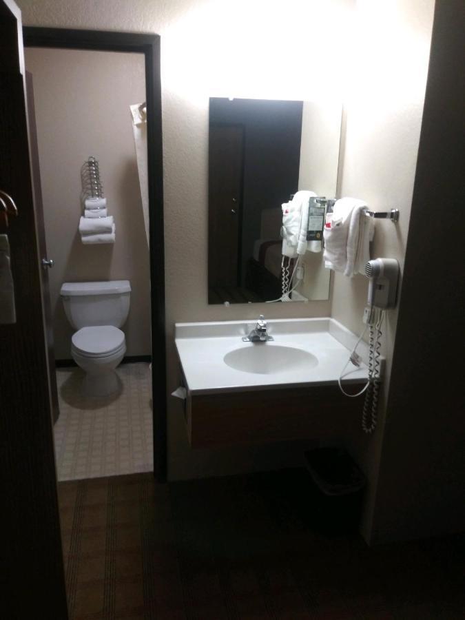 Super 8 By Wyndham Albuquerque West/Coors Blvd Hotell Exteriör bild